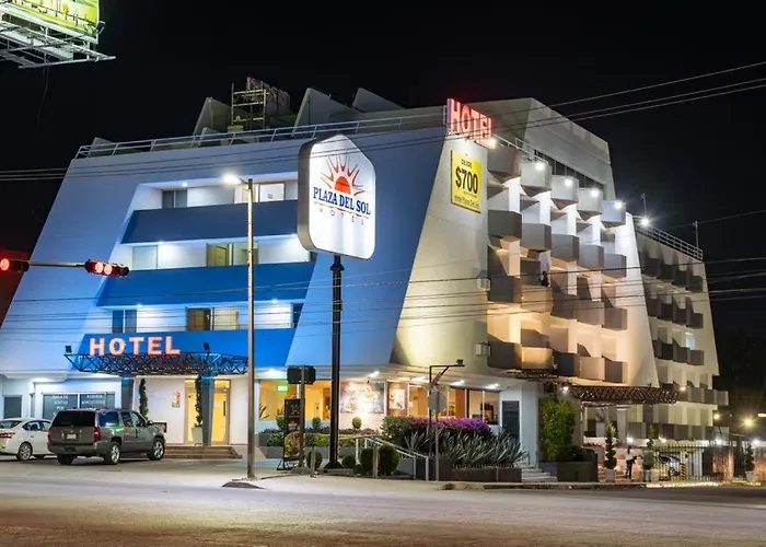 Hotel Plaza Del Sol