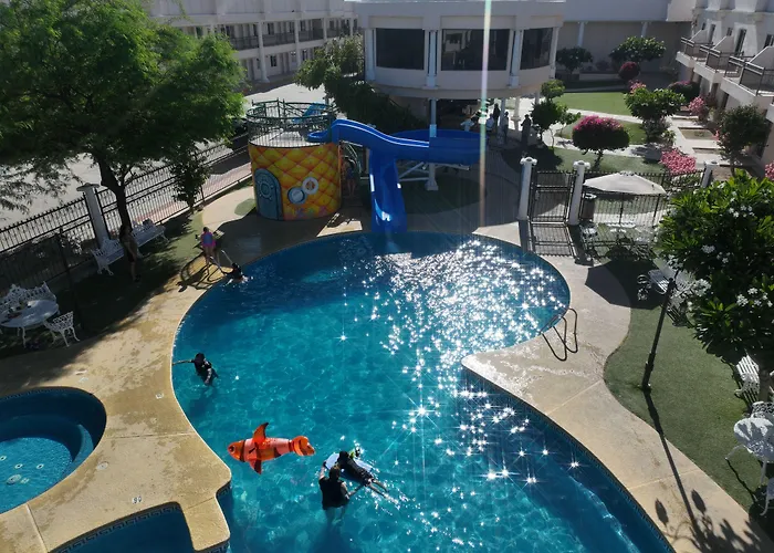 Hotel Santorian