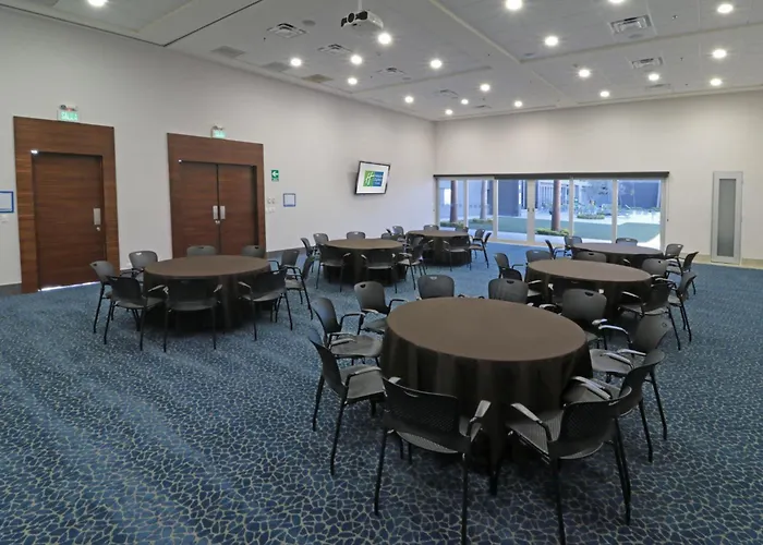 Holiday Inn Express Hotel & Suites Hermosillo By Ihg